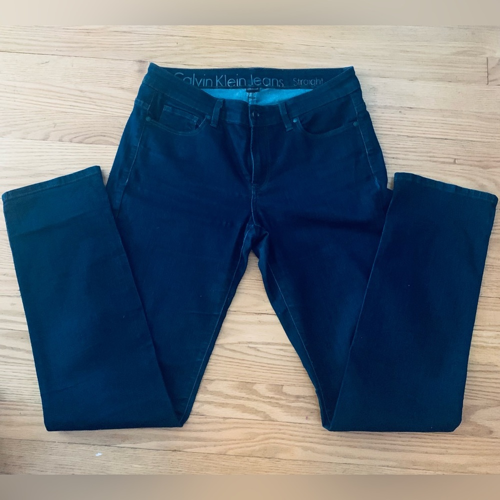 Calvin Klein Women’s Straight Leg Jeans Dark Wash Size 29/8 EUC